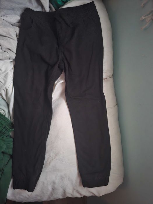 черен  детски панталон рр 122-128
