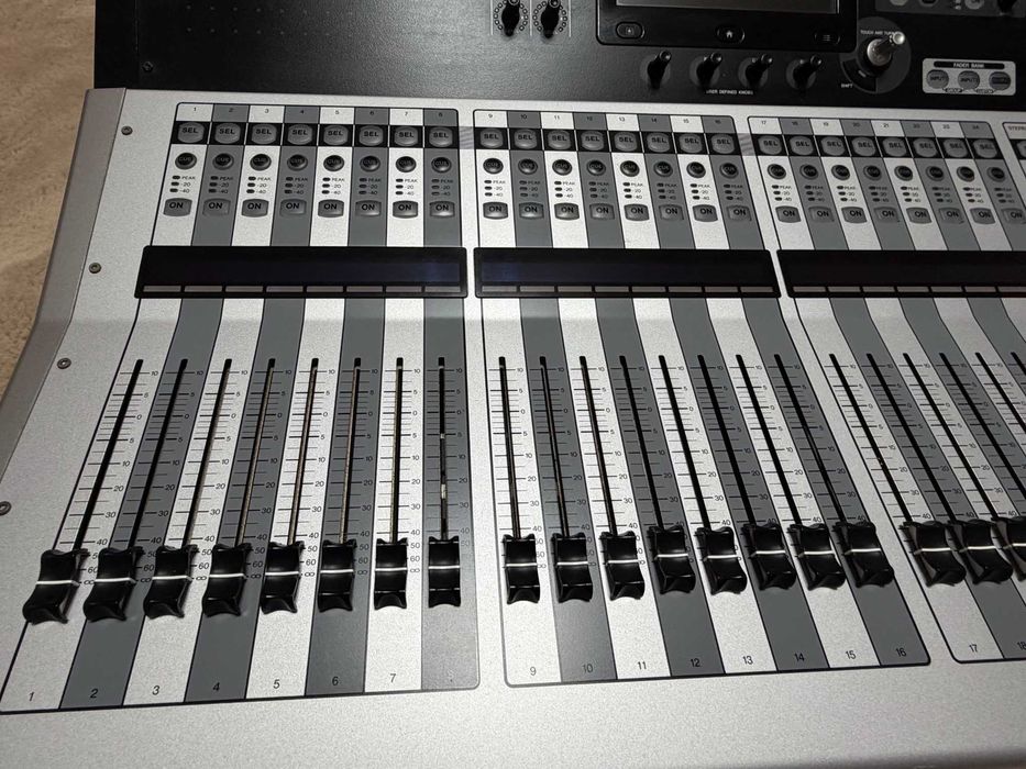 Yamaha TF3 Mixer digital