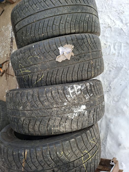 Продам шины 305/40/20=275/45/20 мишелин