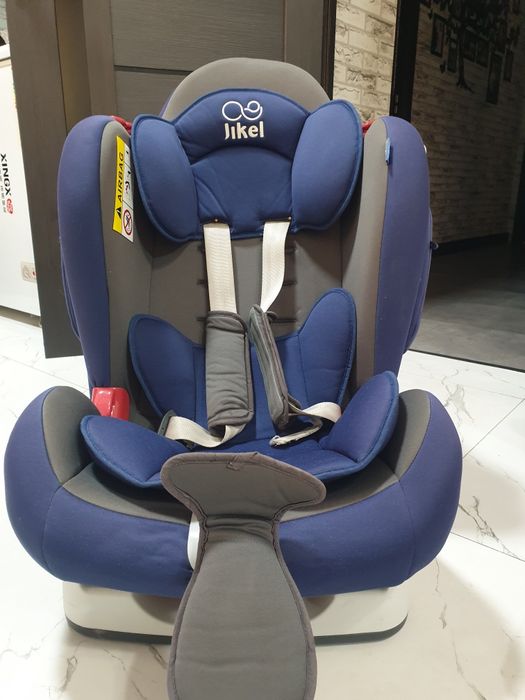 Автокресло 0+ б/у