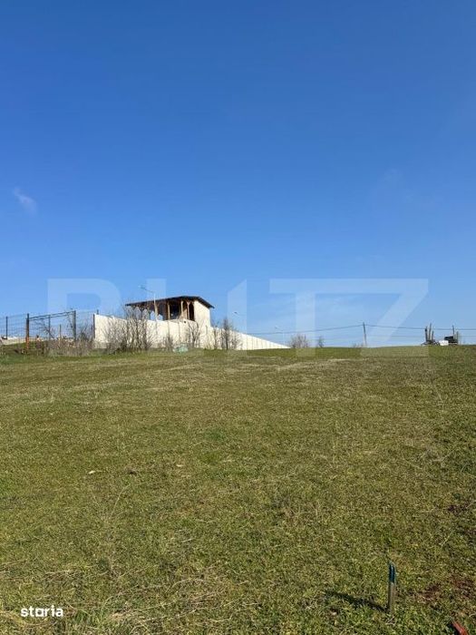 Teren Intravilan Bucovat, Sat Sarbatoarea