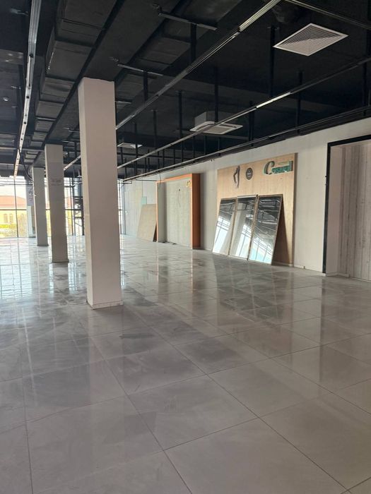 Аренда коммерческого помещения внутри ТЦ М Барака