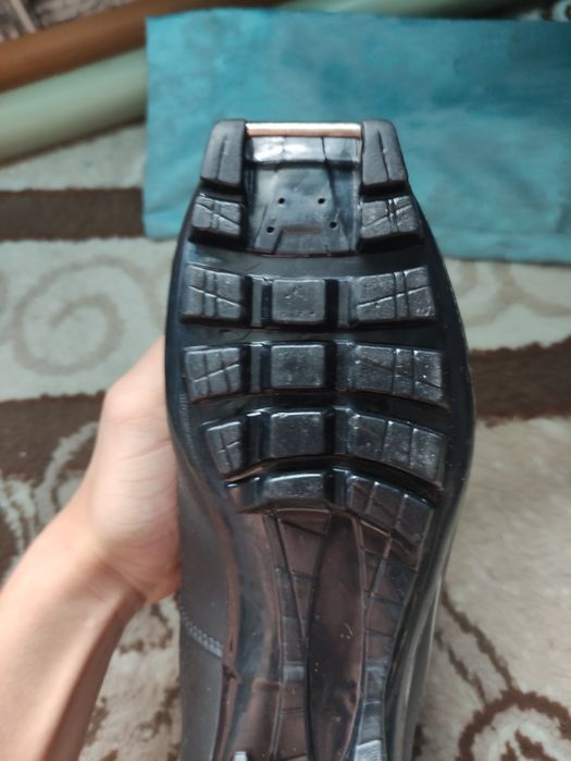 Лыжные ботинки Spine