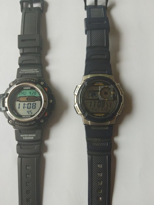 Часовници Casio   два бр