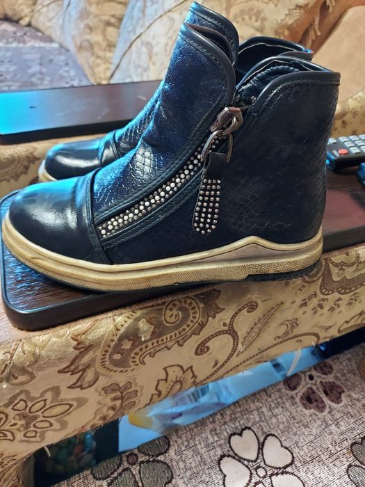 Продам сапоги осень-весна