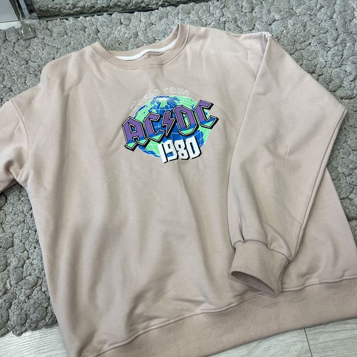 Легкая Кофта