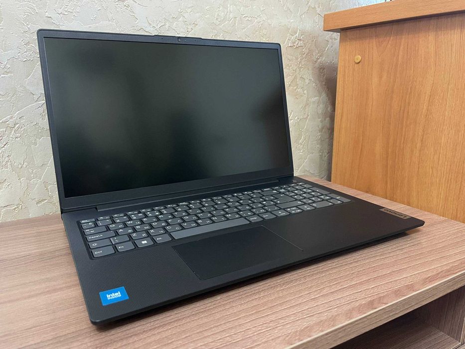 Lenovo V15 /Celeron N4500/4Gb Ram/240Gb ssd/