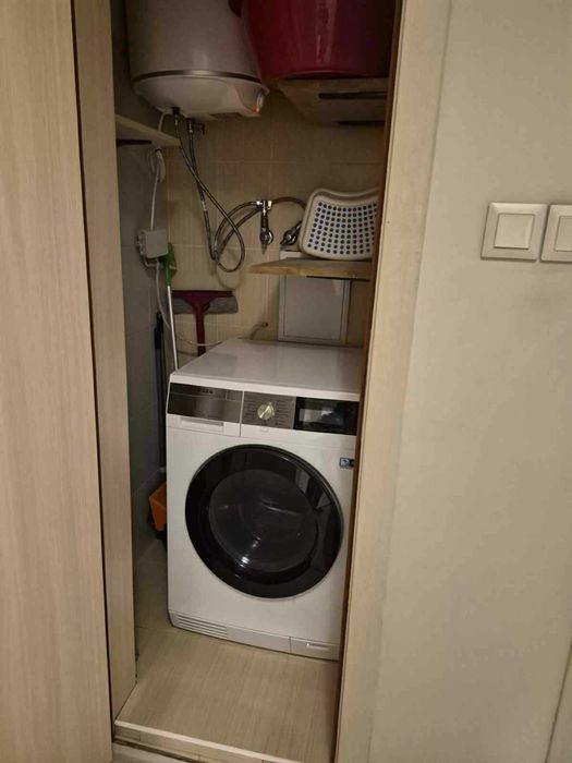 Дава се под наем Тристаен апартамент в София, Павлово - 100 кв.м за 747.66 € - Снимка #1