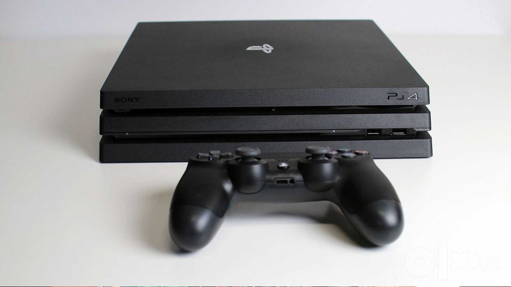 PlayStation 4 pro 1TB,oyinlari bilan 1 original geympad+1 geymad