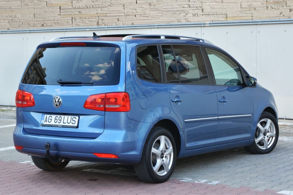 Volkswagen Touran/2.0TDI/DSG/PANORAMIC/Proprietar/ CARTE SERVICE