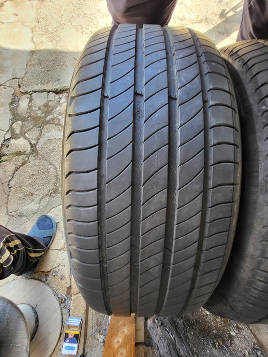 2бр 235/50/19 мишелин като Нови!!