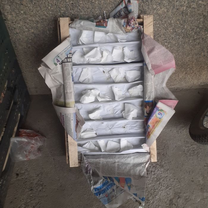 Taxtali yashik sotiladi