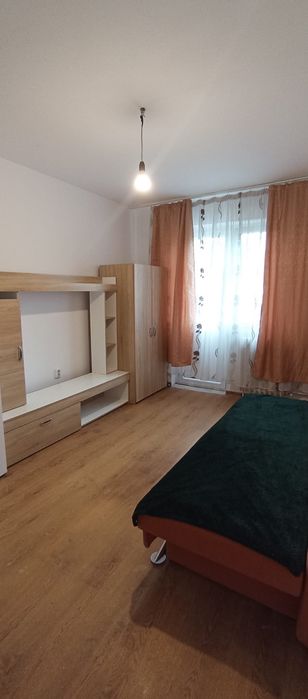 Apartament de închiriat