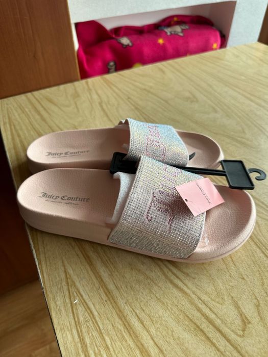 Продам фирменные шлепанцы