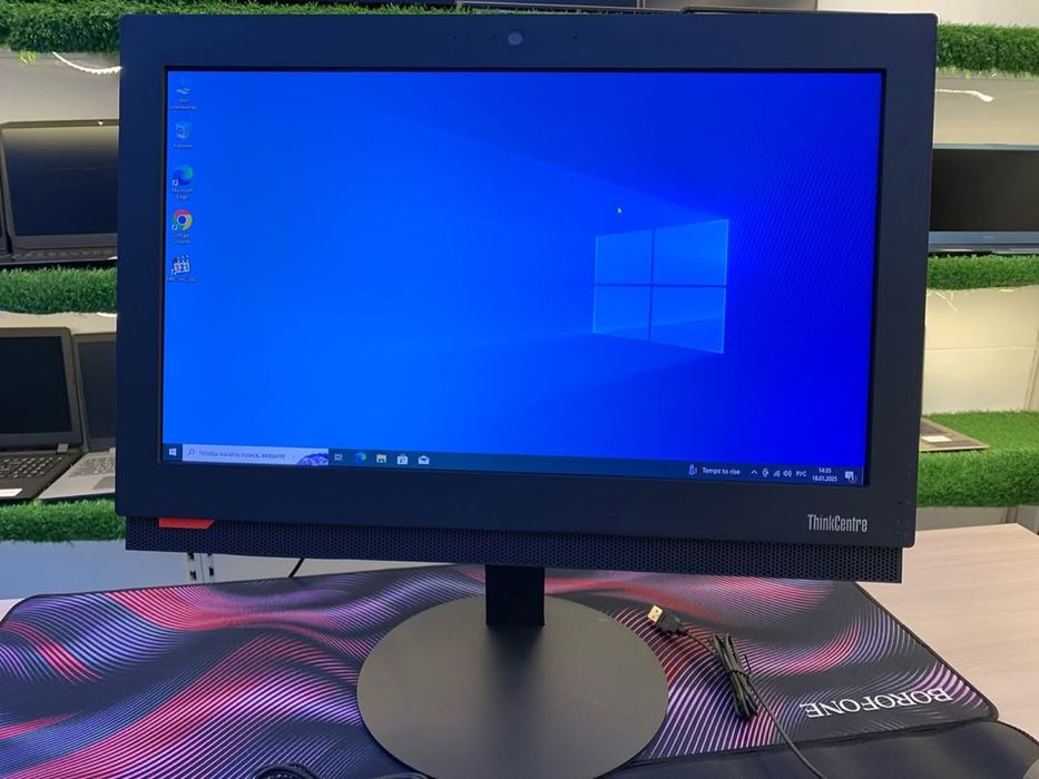 Моноблок ThinkCentre M700z Pentium G4400T/8GB/SSD 256GB/HD Graphics510