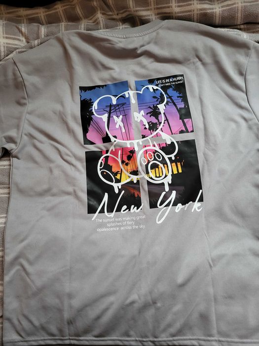 ЧИСТО НОВИ 2 броя  лятни тениски