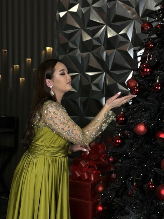 Продам платье размер 46-48