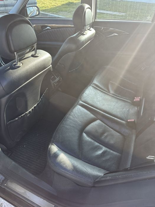 Mercedes E320 2003г