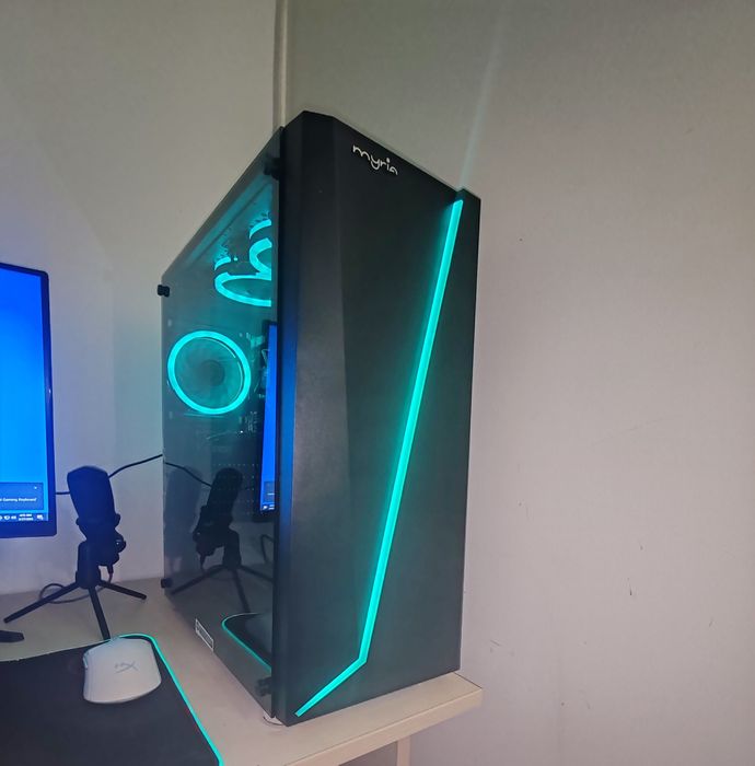 Vând/schimb pc gaming