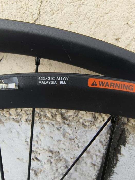 Капли Гравел Shimano GRX WH-RX570-TL Wheelset-12x100mm | 12x142mm - HG