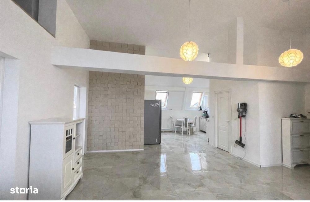 Apartament 3-4 camere/ 85mp util/ Rogerius
