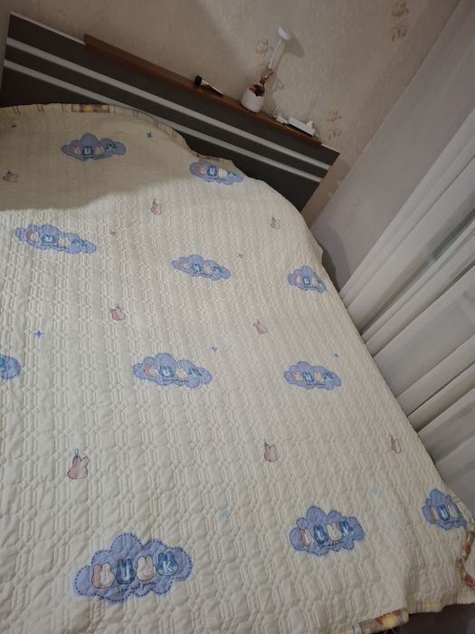 Кровать двуспальная
