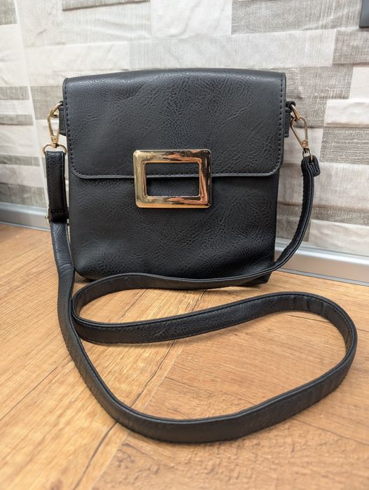 Дамска чанта в отлично състояние