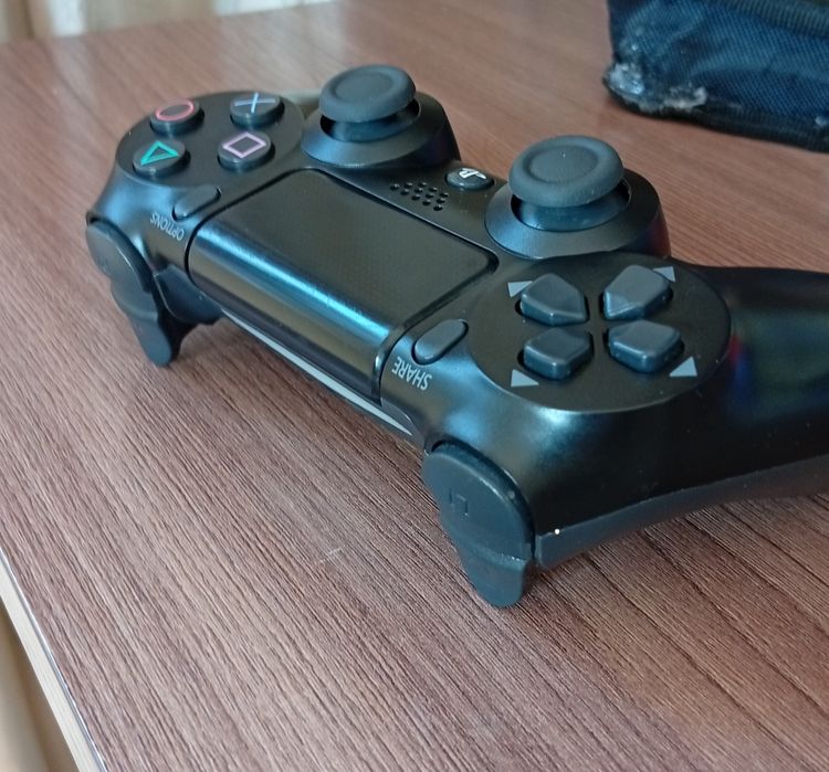 Геймпад от playstation 4