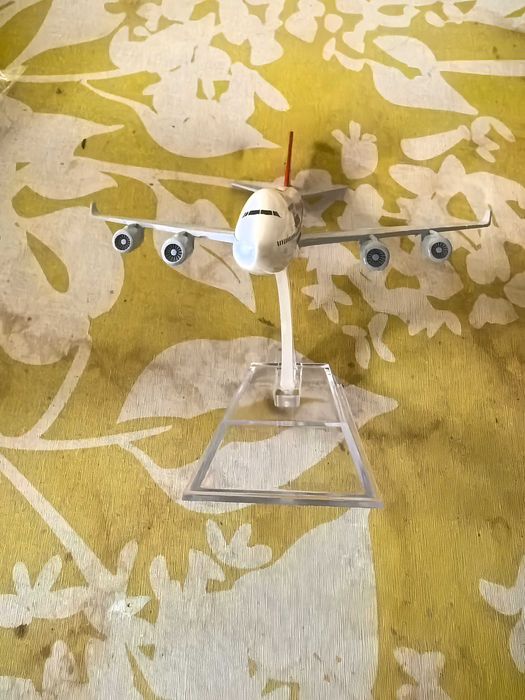 Модели на самолети 1:400