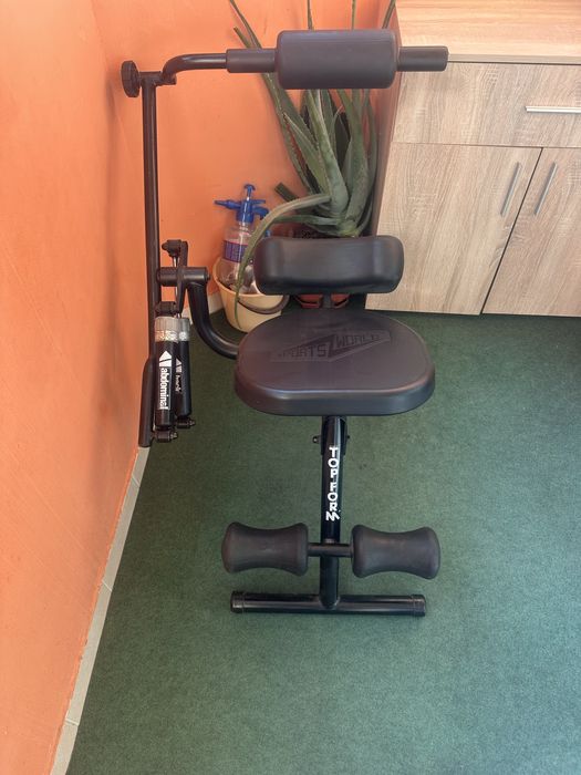 Тренажор за гребане и коремни преси