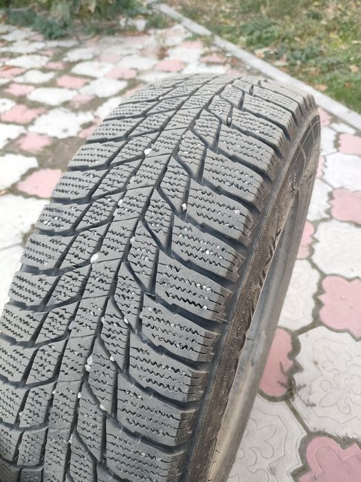 Продам Шины с дисками
