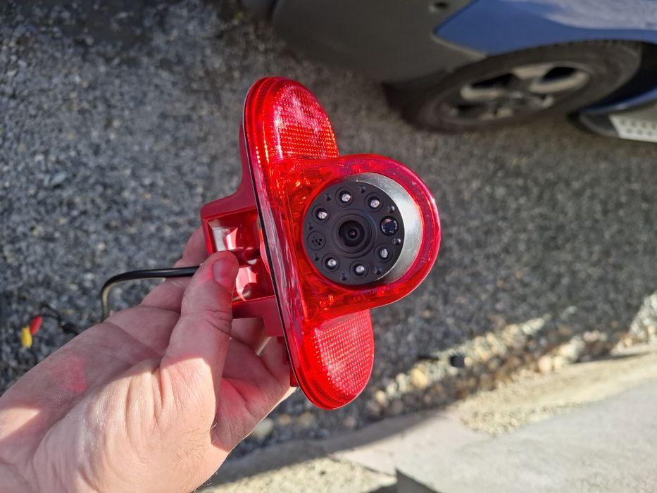 Camera mansarier spate opel vivaro, renault trafic