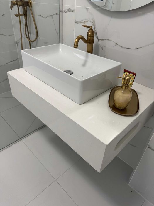 Blat din compozit  pentru baie