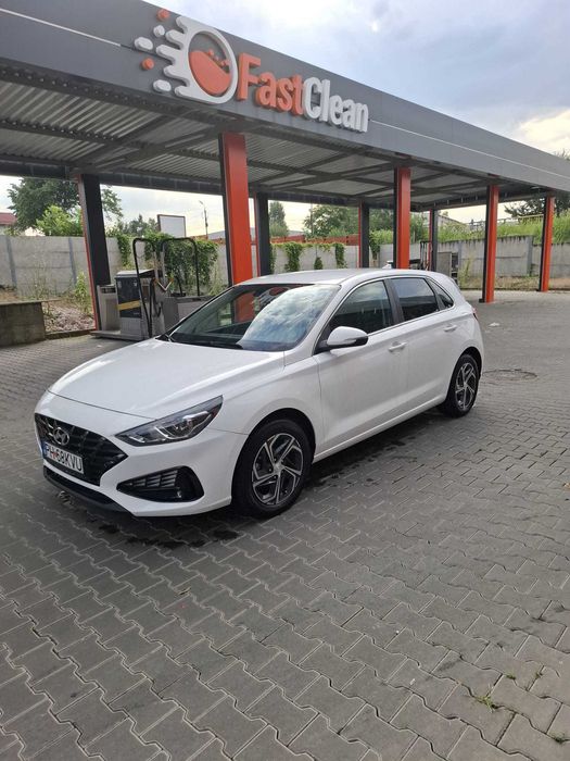 Hyundai i30 2023 1.5 Benzina Euro 6 9000 km Camera Navigatie CarPlay 6+1