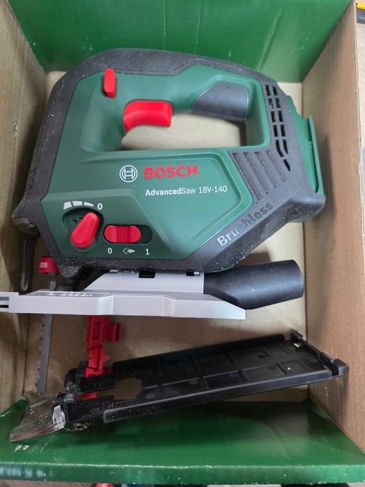 Fierastrau vertical fara fir Bosch Powertools AdvancedSaw 18V-140