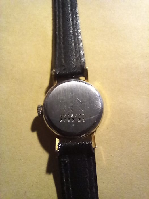 Vând ceas dama Doxa antimagnetic,stare perfectă de functionare