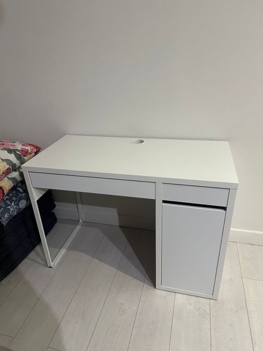 Продам стол IKEA