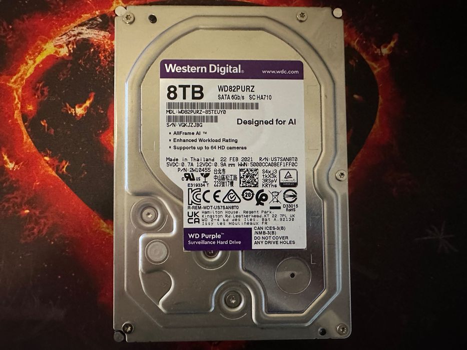 Western Digital - 8Tb (WD82PURZ)
