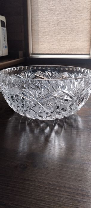 Продам Чешский салатник.