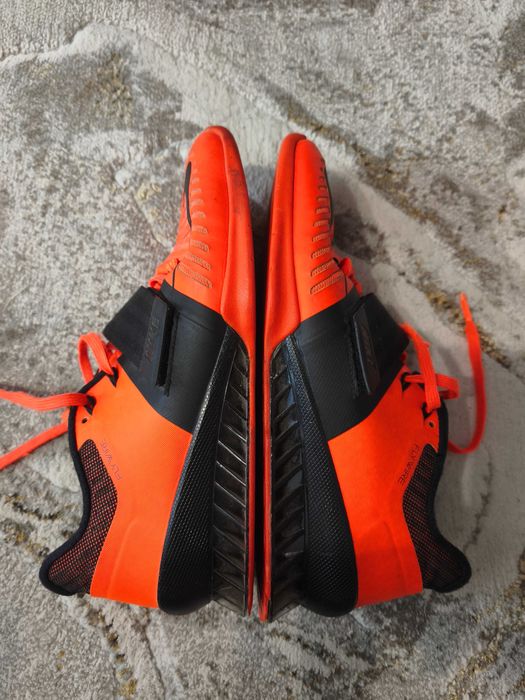 Обувки за вдигане на тежести Nike Romaleos 3