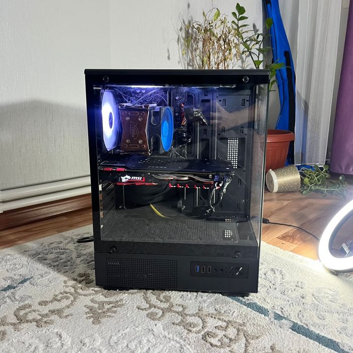 Компьютер/ ПК  почти новая