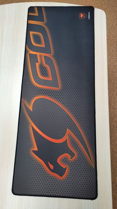 Гейминг подложка за мишка COUGAR Arena Black XL