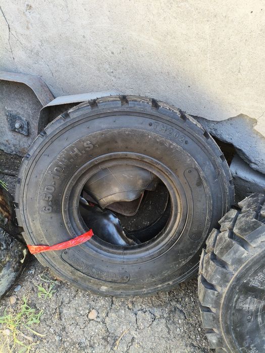 Продам баллоны размером 6.50-10