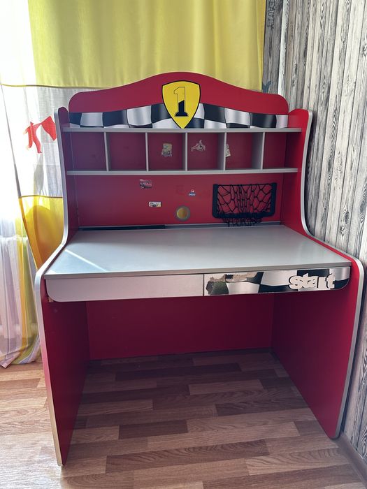 Детская комната/мебель