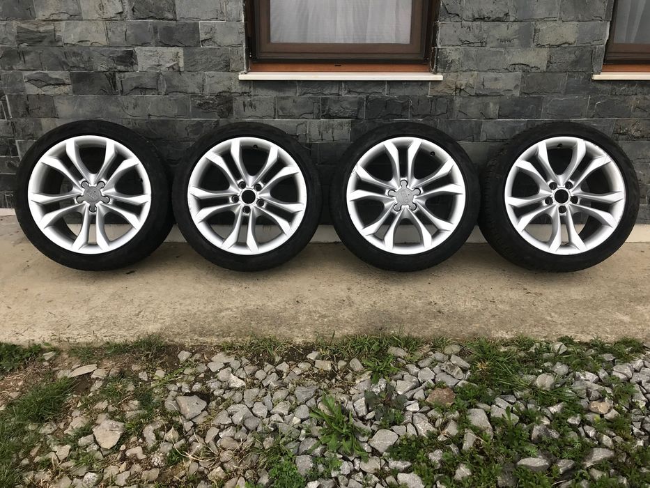Vând jante audi originale 245 40 R18 cauciucuri uniroyal de vara noi