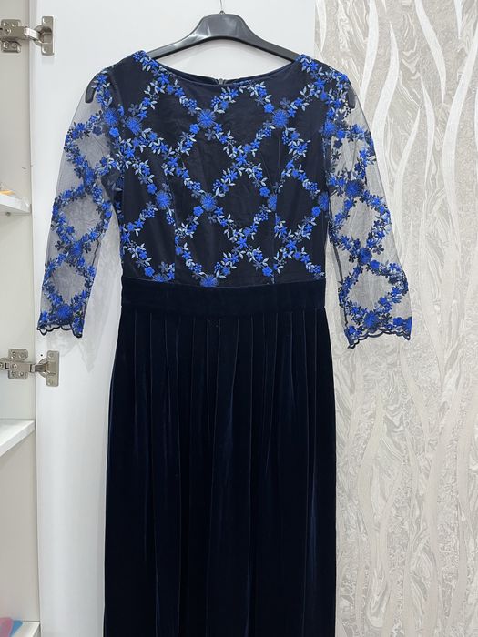 Платье длинное вечерное