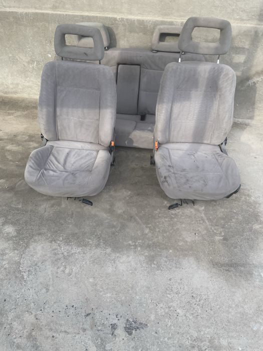 Ауди 100 сидение