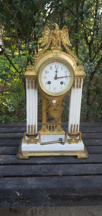 Impresionant ceas de semineu frantuzesc marmura cu bronz doree antik
