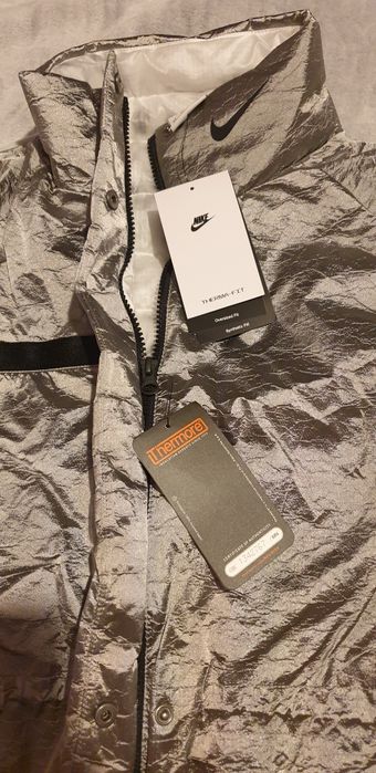 Дамско уголемено яко Nike Therma Fit XS