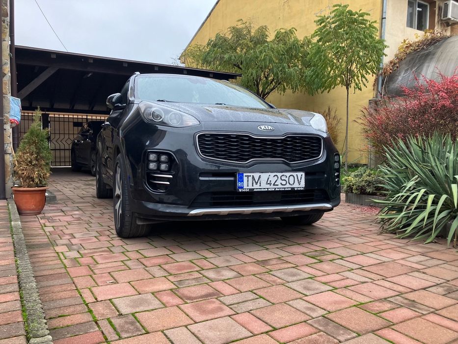 Kia Sportage Unic proprietar, revizii la reprezentata, ofer raport CarVertical.